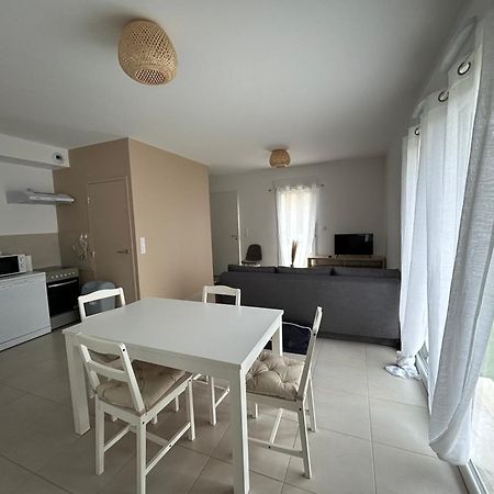 Appartement Avec Jardin Chateauneuf-de-Galaure Exterior foto
